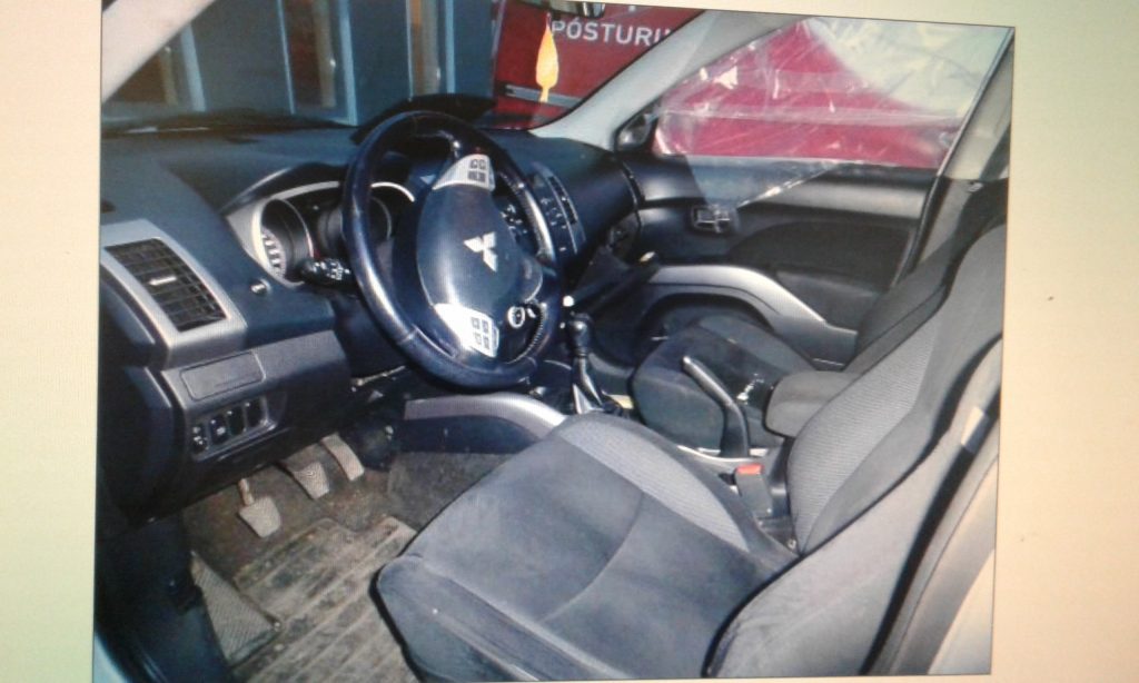 MITSUBISHI OUTLANDER 2007