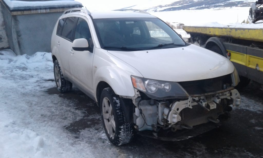 MITSUBISHI OUTLANDER 2008