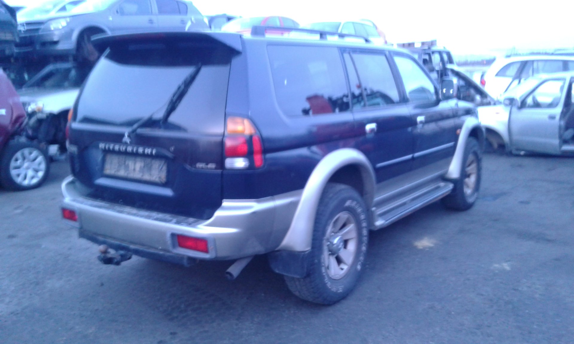 Mitsubishi pajero sport 3