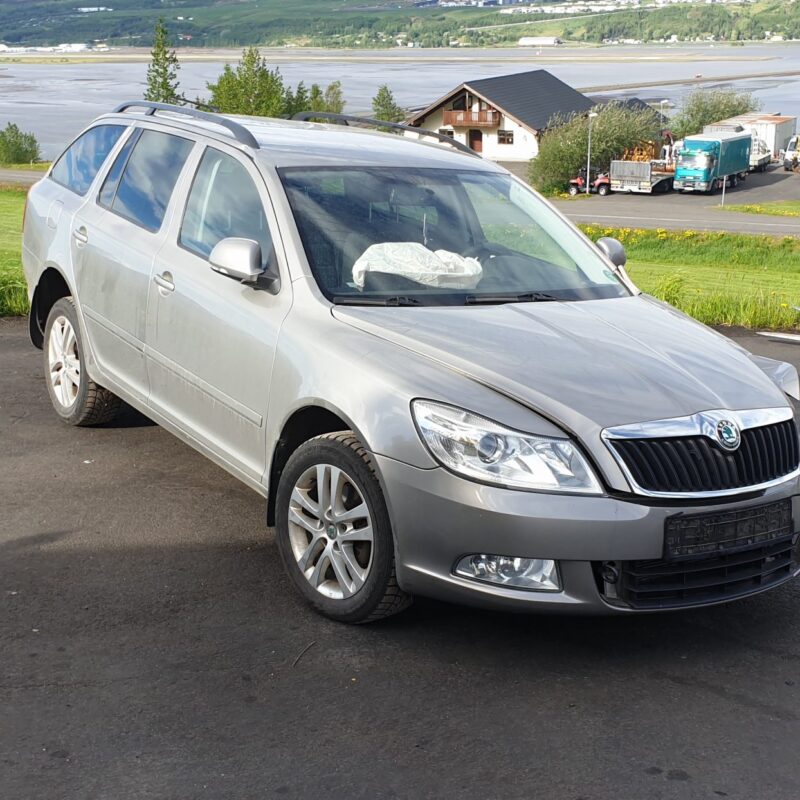 SKODA OCTAVIA 2012