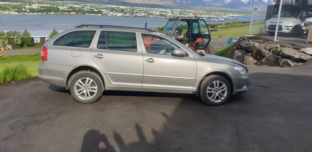 SKODA OCTAVIA 2012