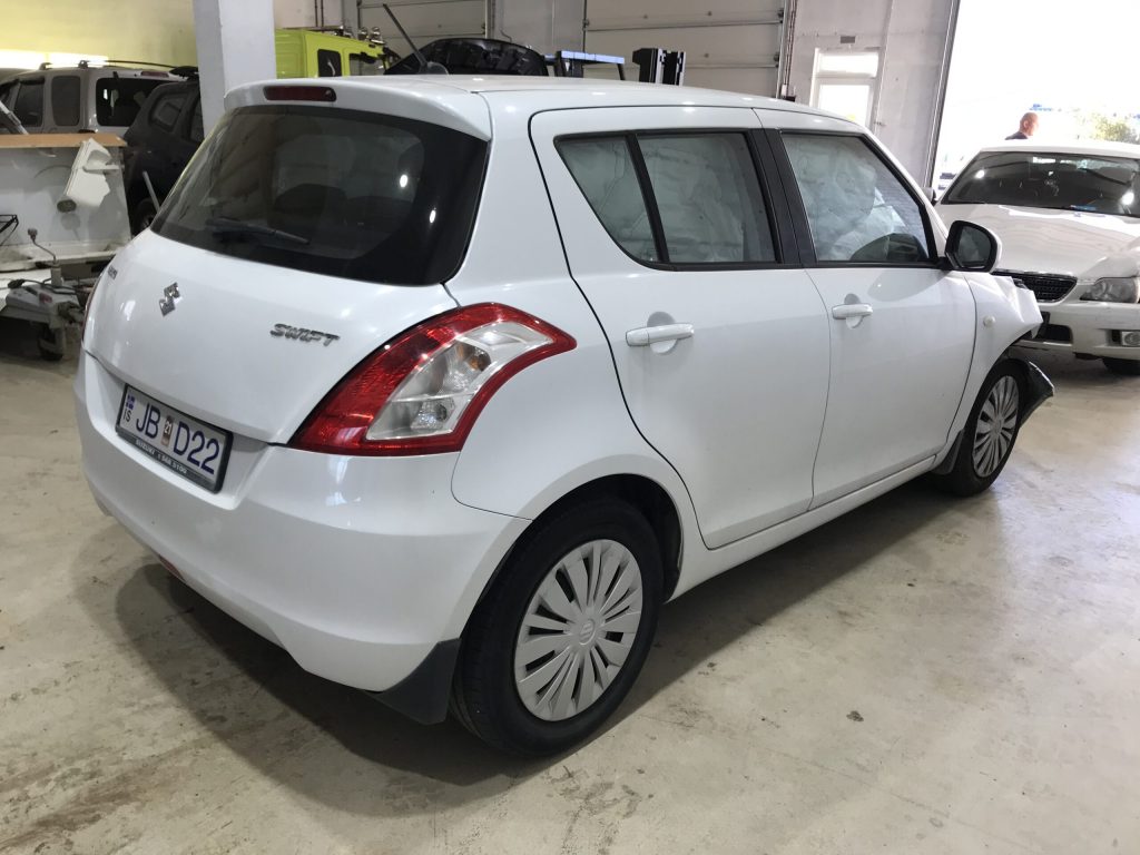 Suzuki Swift 2015