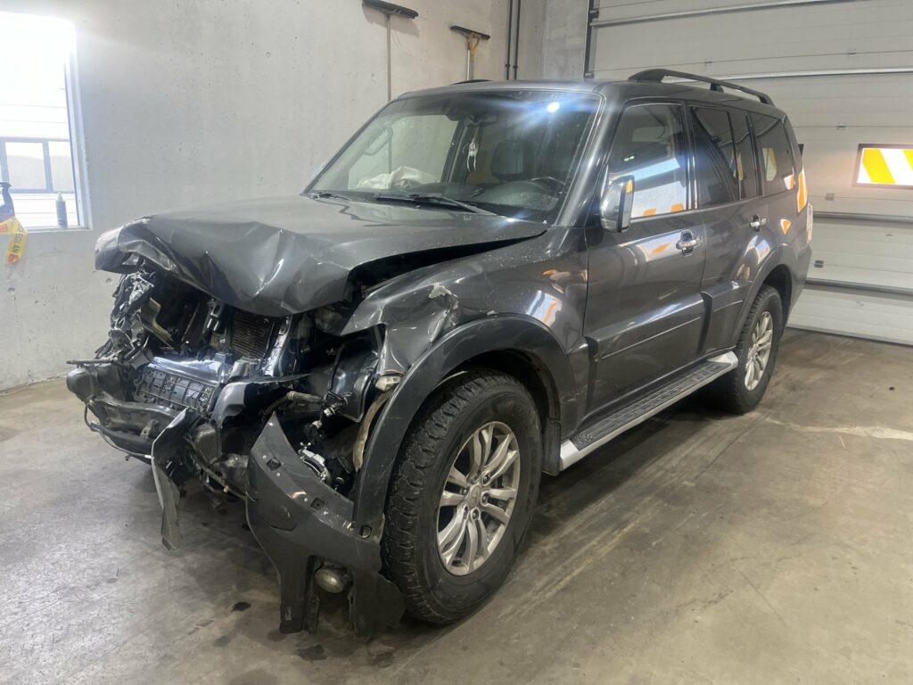 MMC Pajero 2016