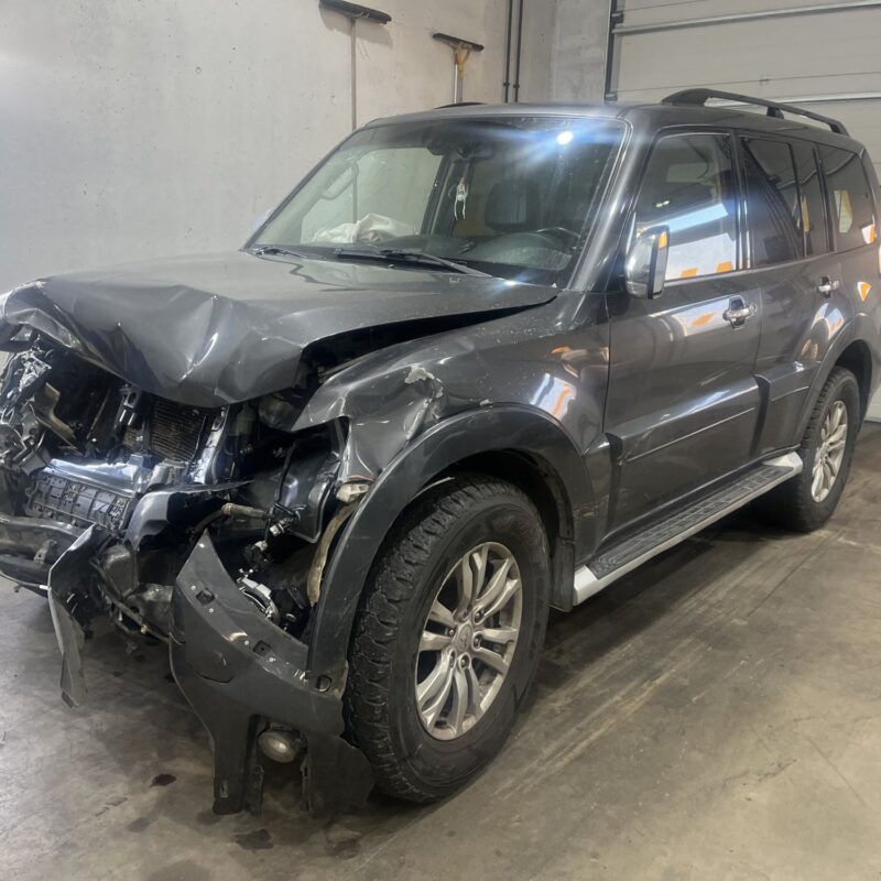 MMC Pajero 2016