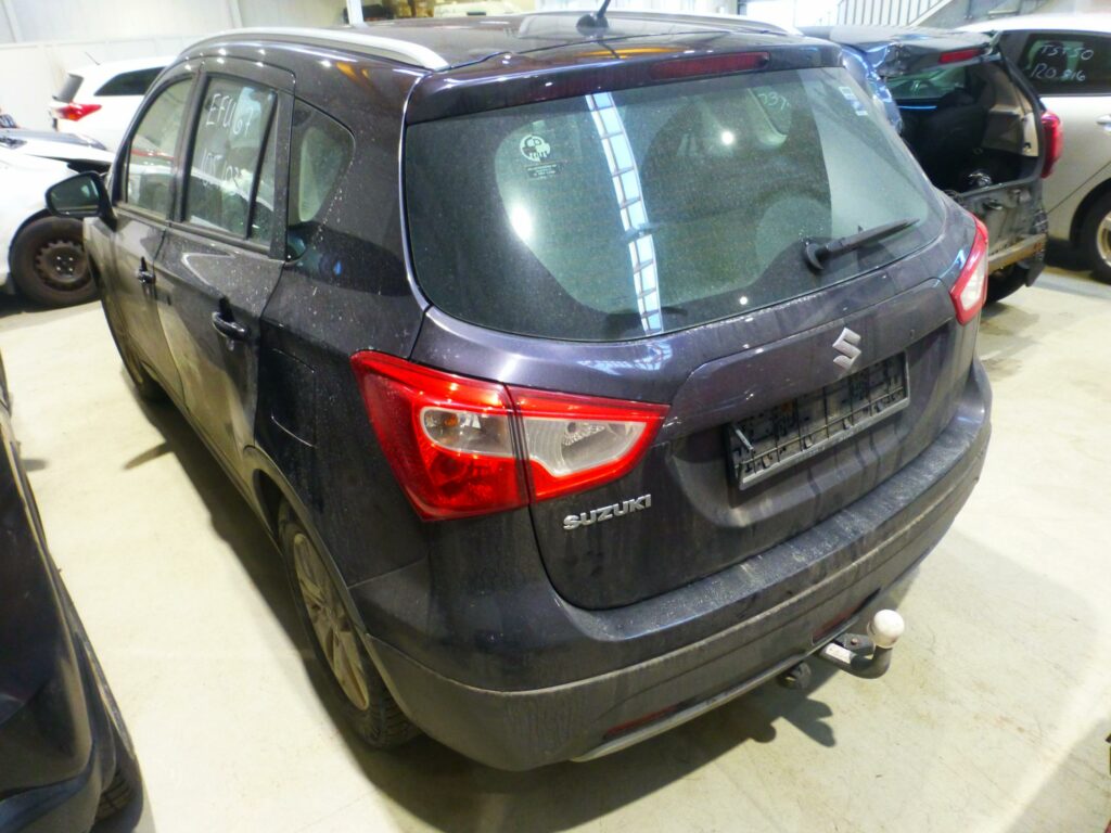 SUZUKI SX4 2015