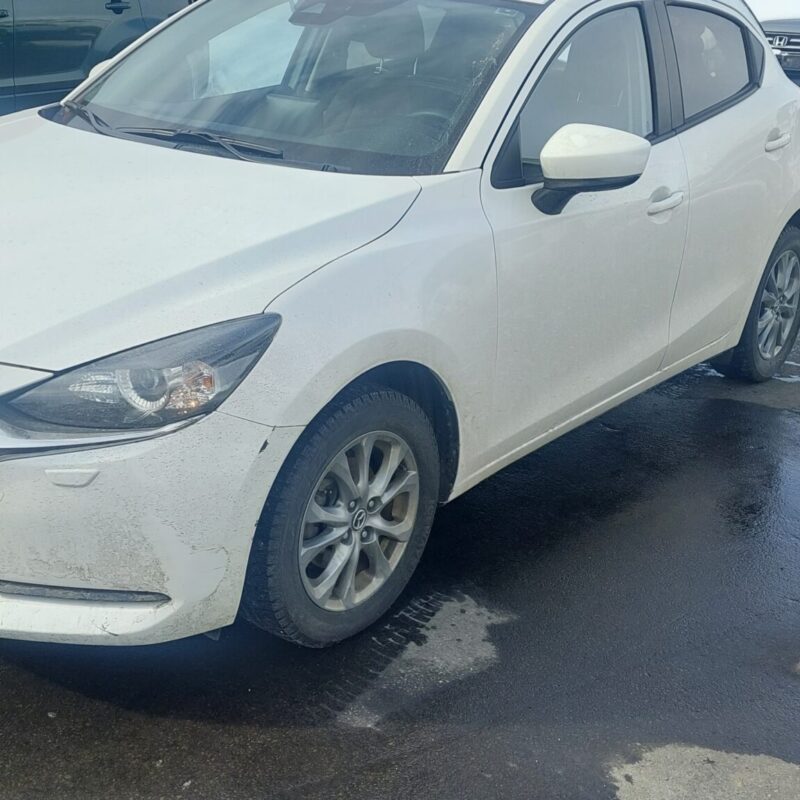 MAZDA 2 2023