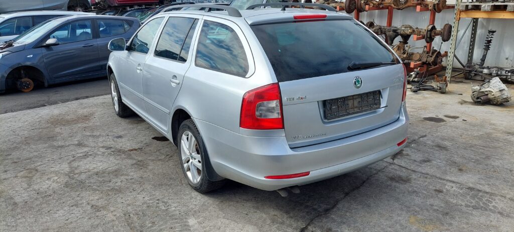 SKODA OCTAVIA 2010