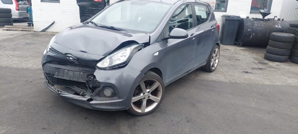 HYUNDAI I10 2015