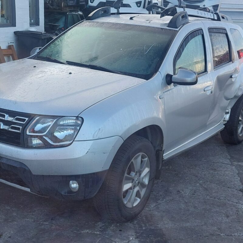 DACIA DUSTER 2016