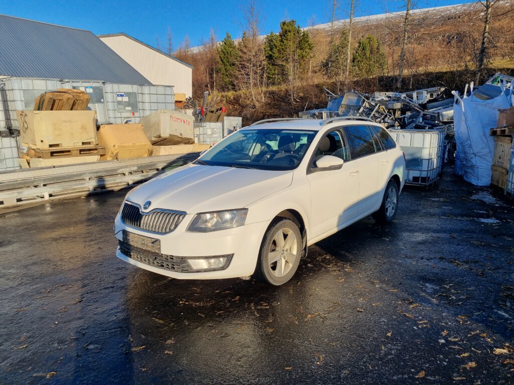 SKODA OCTAVIA 2015