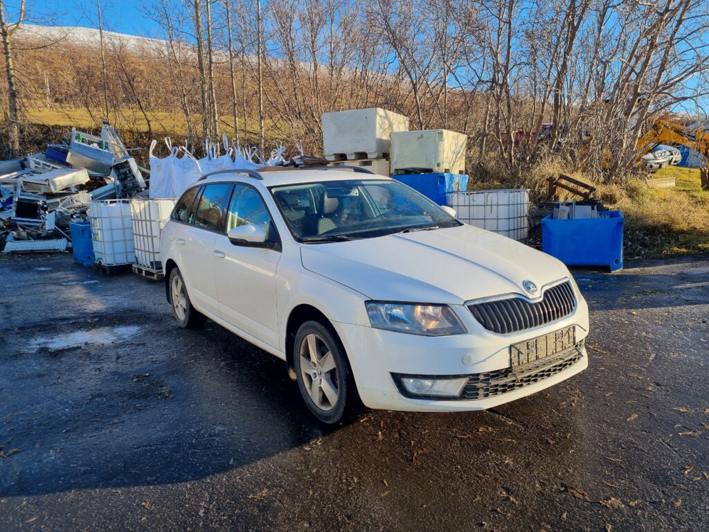 SKODA OCTAVIA 2015