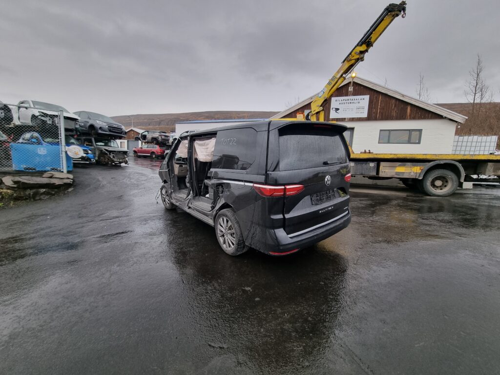 VW MULTIVAN 2023