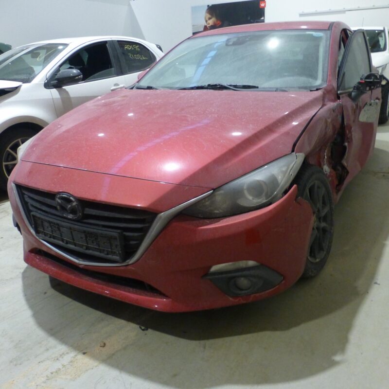 MAZDA 3 2016