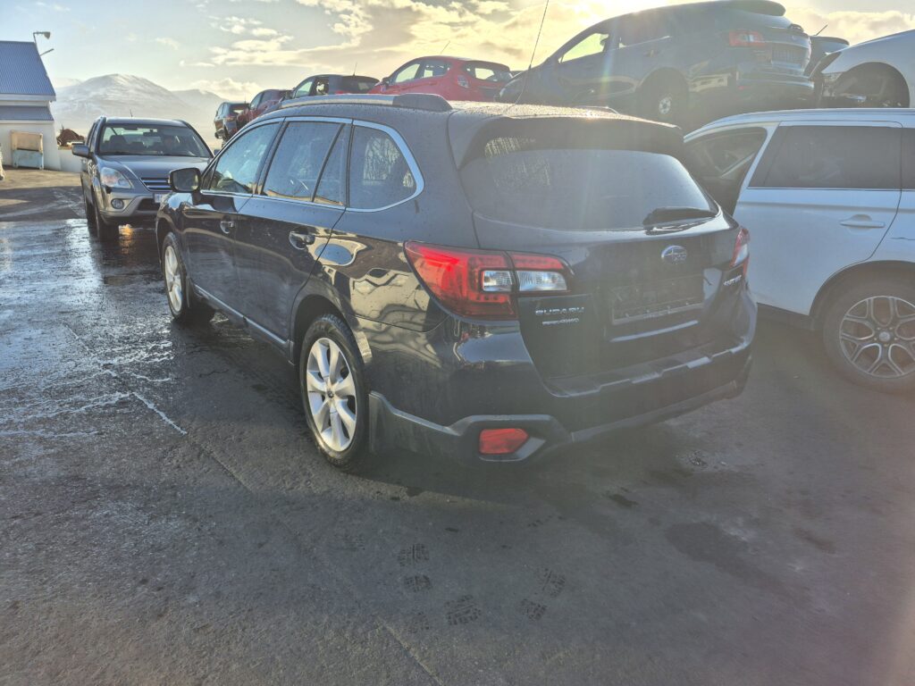 SUBARU OUTBACK 2018
