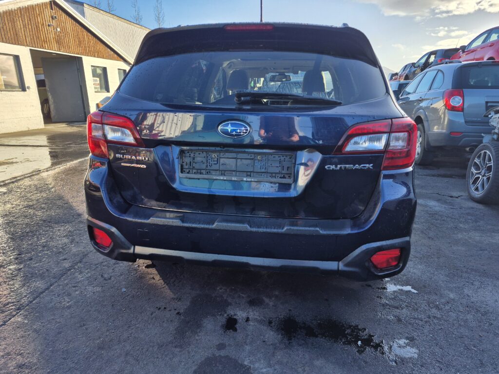 SUBARU OUTBACK 2018