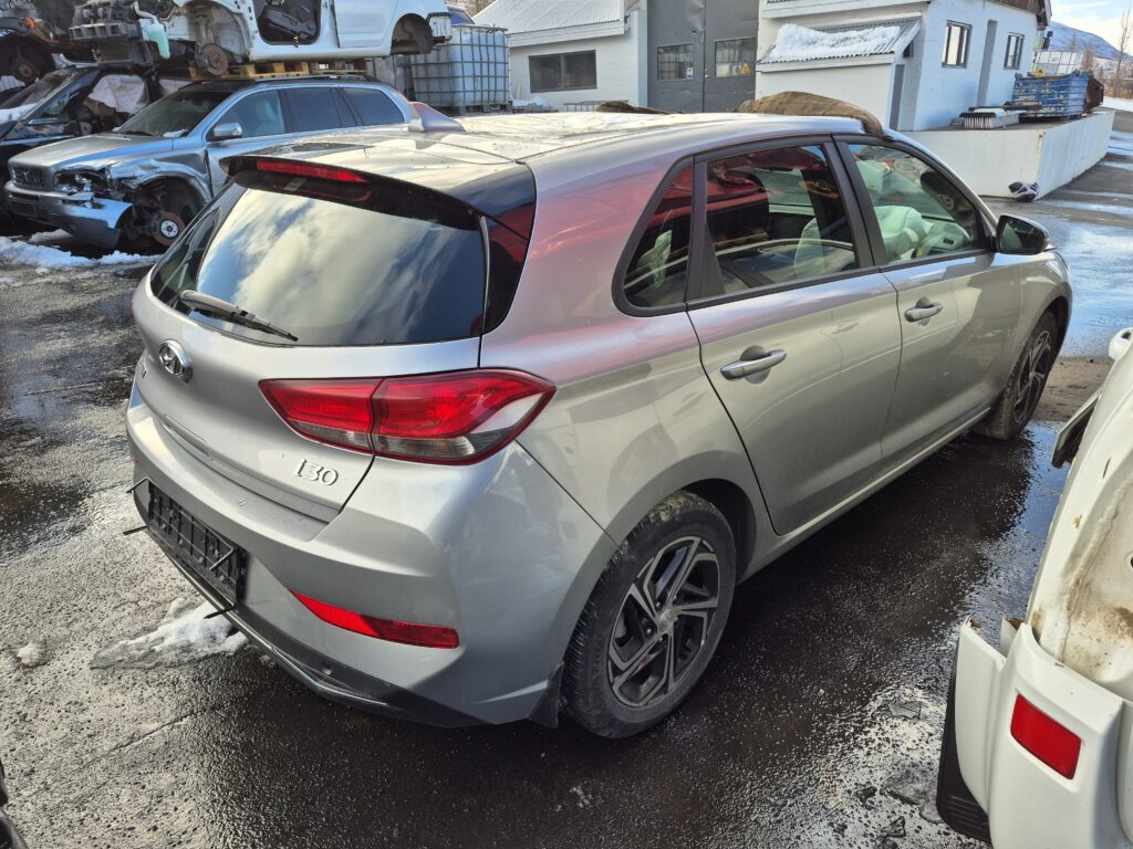 HYUNDAI I30 2022
