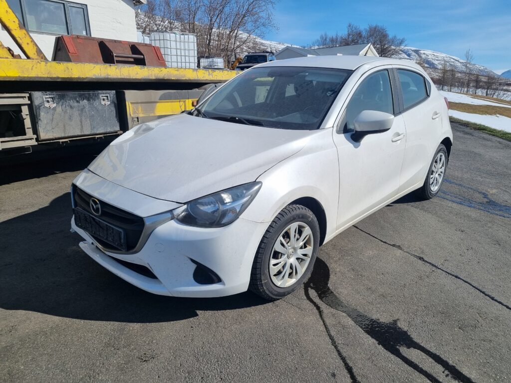 MAZDA 2 2017