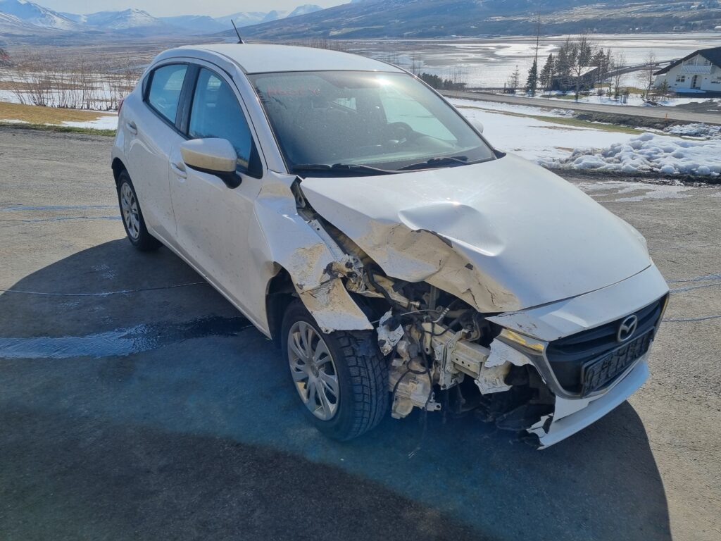 MAZDA 2 2017