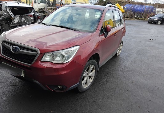 SUBARU FORESTER 2015