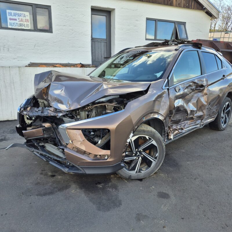 MITSUBISHI ECLIPSE CROSS 2022