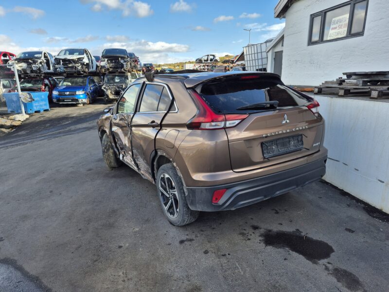 MITSUBISHI ECLIPSE CROSS 2022