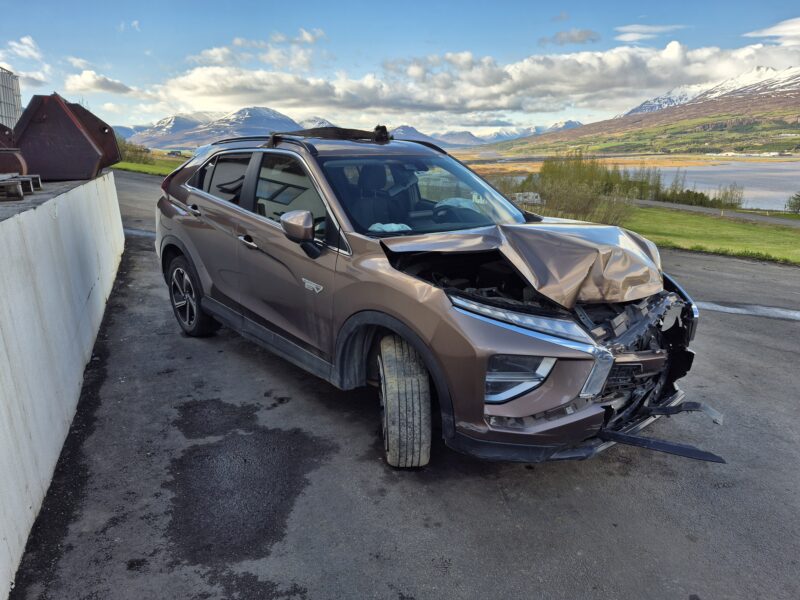 MITSUBISHI ECLIPSE CROSS 2022