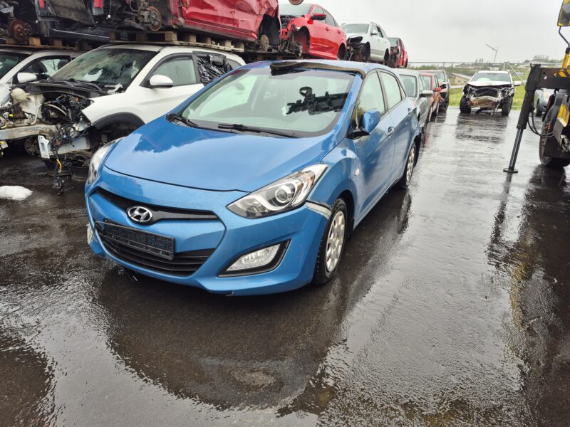 HYUNDAI I30 2012