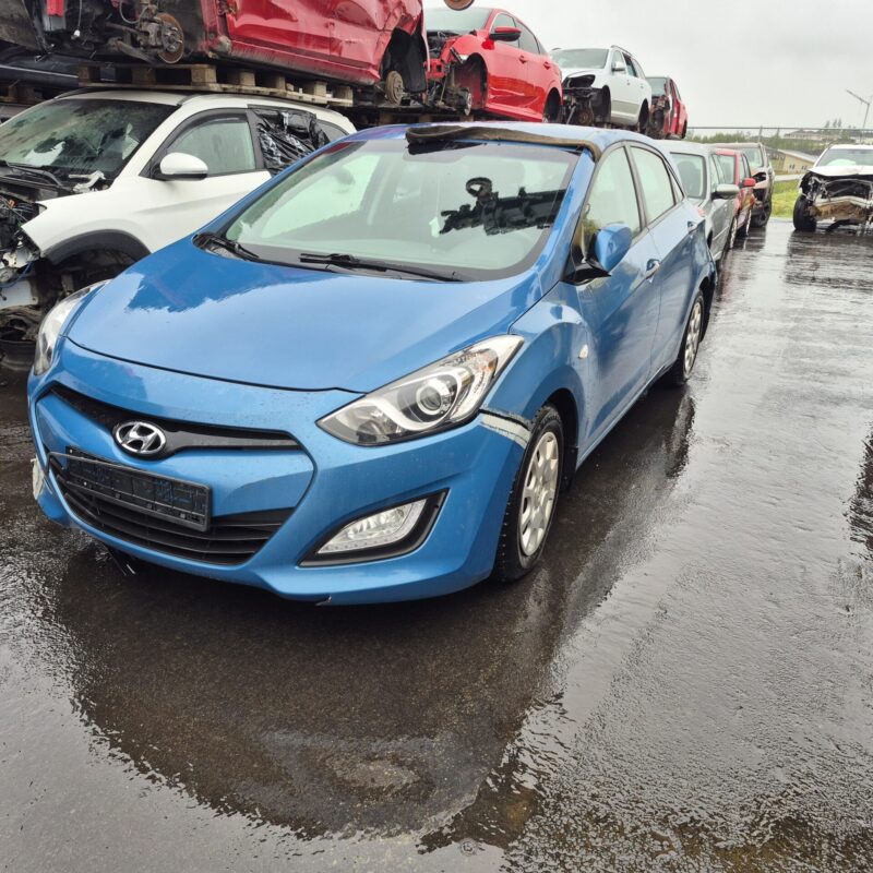HYUNDAI I30 2012