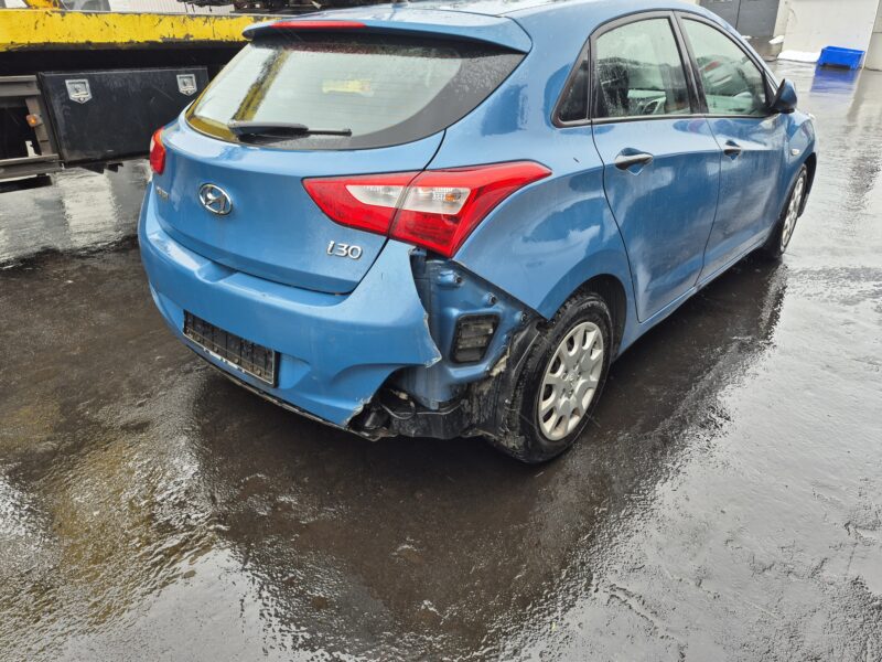 HYUNDAI I30 2012