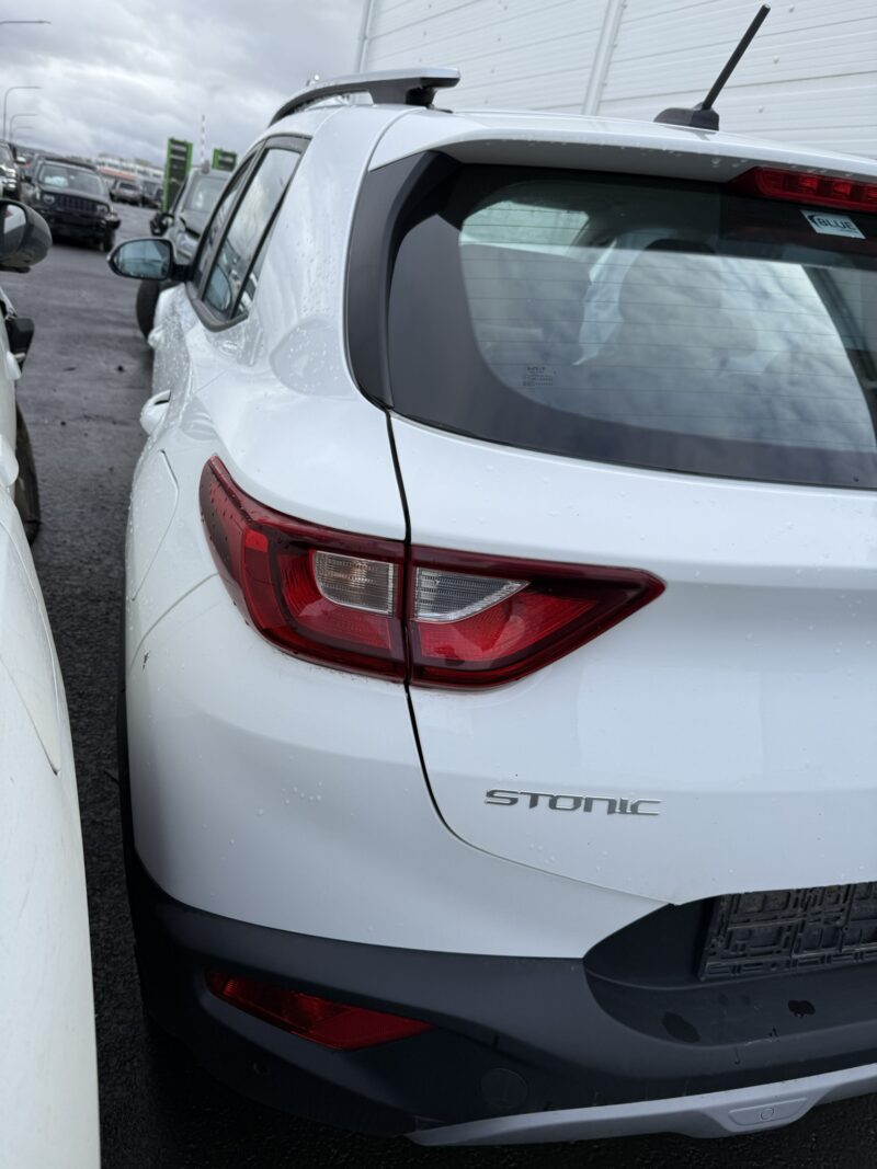 KIA STONIC 2023